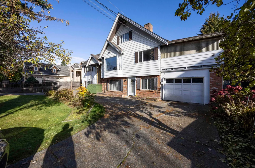 7540 NO. 2 ROAD, Richmond BC V7C 3L9, Richmond BC — Residential for Sale - Photo 2