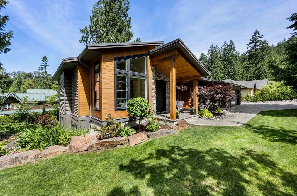 7542 HICKS LAKE ROAD, Harrison Hot Springs BC V0M 1K0, Harrison Hot Springs BC — Residential for Sale - Photo 2