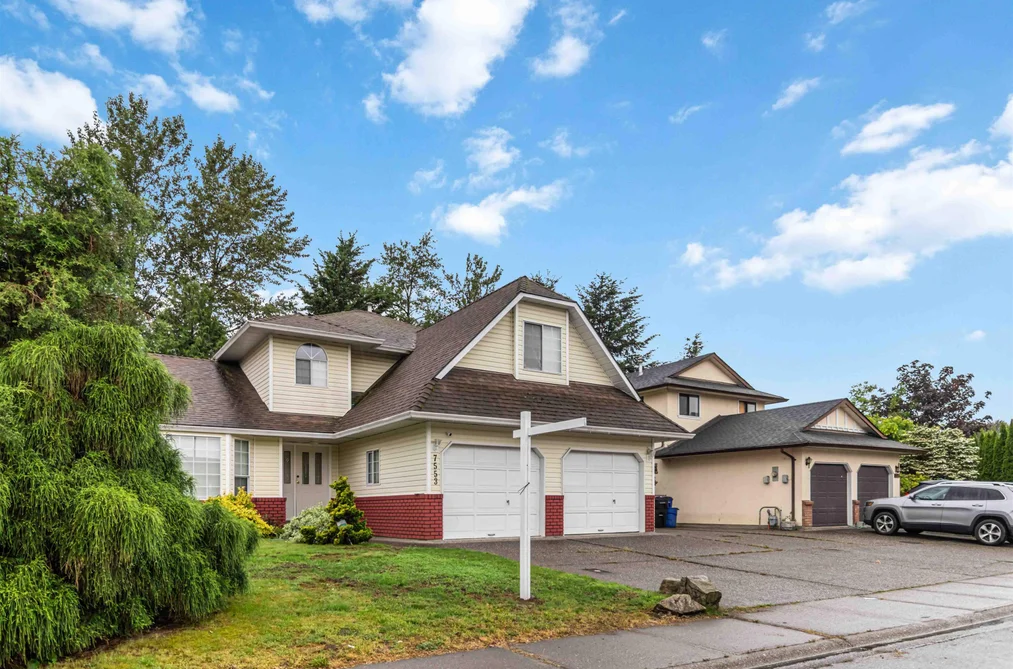 7553 SAPPHIRE DRIVE, Chilliwack BC V2R 3B3, Chilliwack BC — Residential for Sale - Photo 2