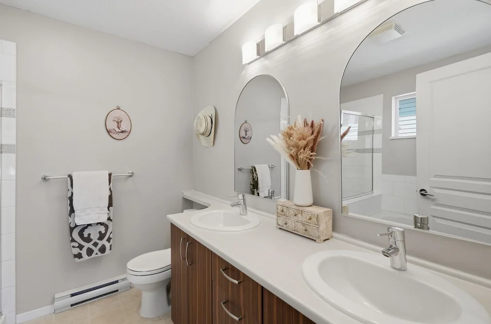 76 10415 DELSOM CRESCENT, Delta BC V4C 0B1, Delta BC — Residential for Sale — Photo 8 of 40