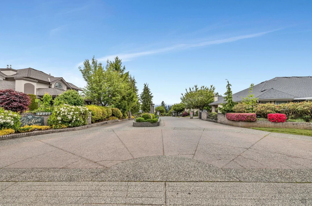 76 32777 CHILCOTIN DRIVE, Abbotsford BC V2T 5W4, Abbotsford BC — Residential for Sale - Photo 2