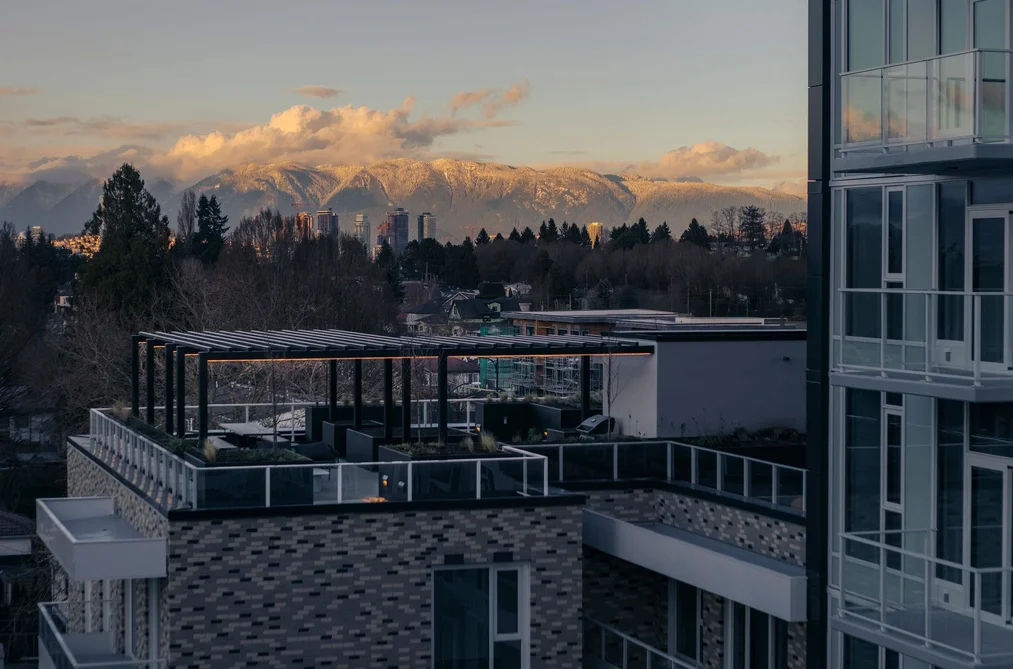 760 5189 EARLES STREET, Vancouver BC V5R 4S9, Vancouver BC — Residential for Sale — Photo 3 of 5