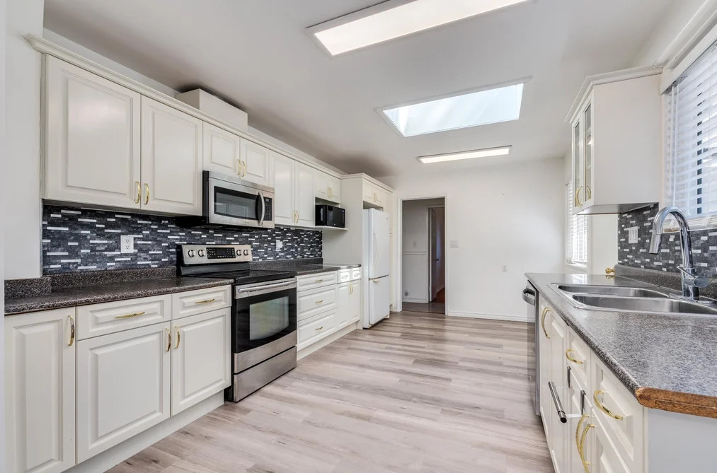 760 GROVER AVENUE, Coquitlam BC V3J 3C8, Coquitlam BC — Residential for Sale - Photo 6
