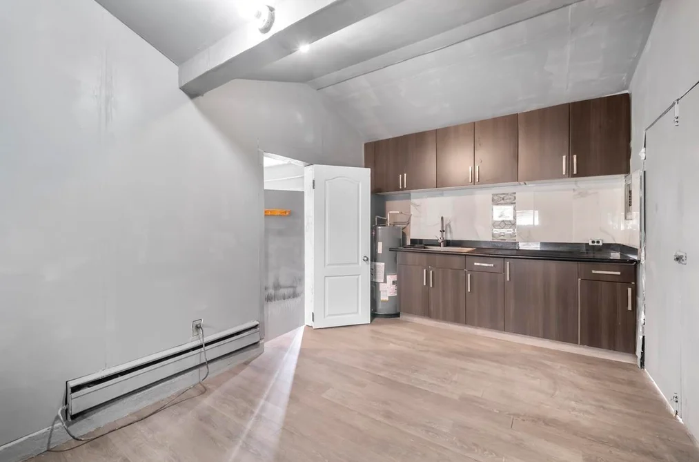 761 COTTONWOOD AVENUE, Coquitlam BC V3J 2S8, Coquitlam BC — Residential for Sale — Photo 14 of 19