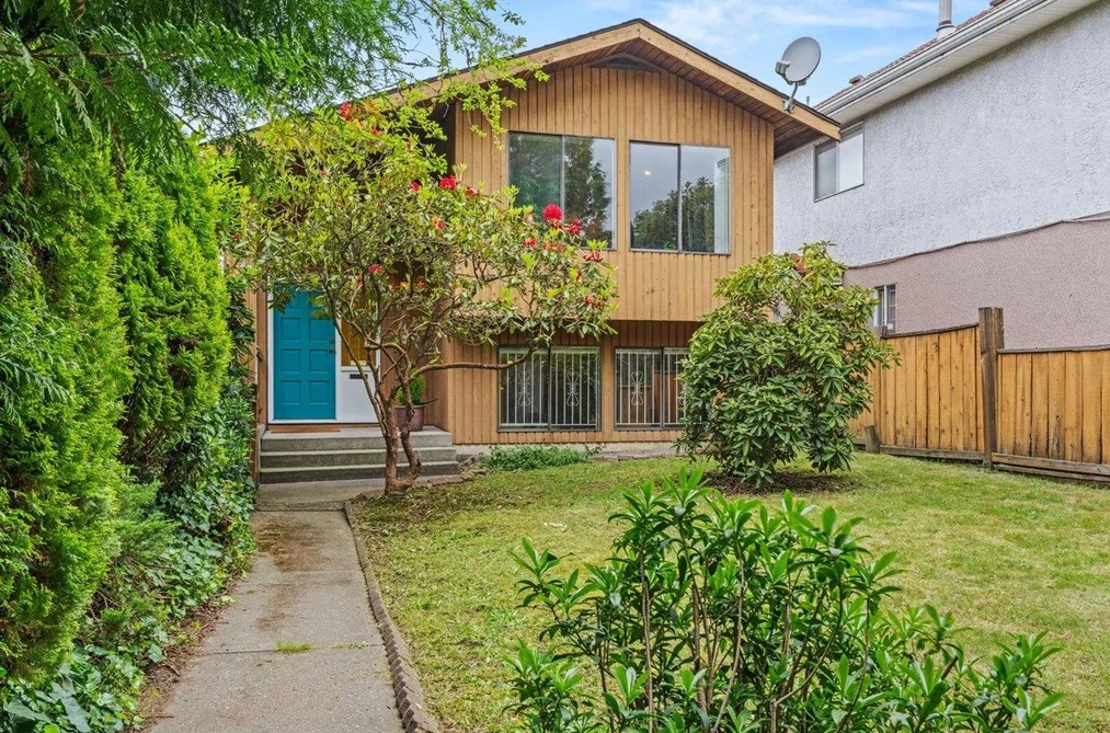 House for sale at 7611 Oak Street Vancouver British Columbia - MLS: R3124759