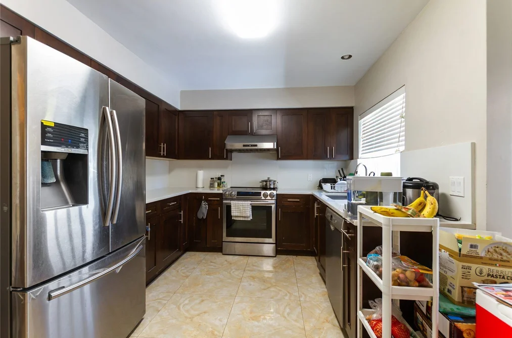 7643 SELKIRK STREET, Vancouver BC V6P 4H3, Vancouver BC — Residential for Sale — Photo 4 of 26
