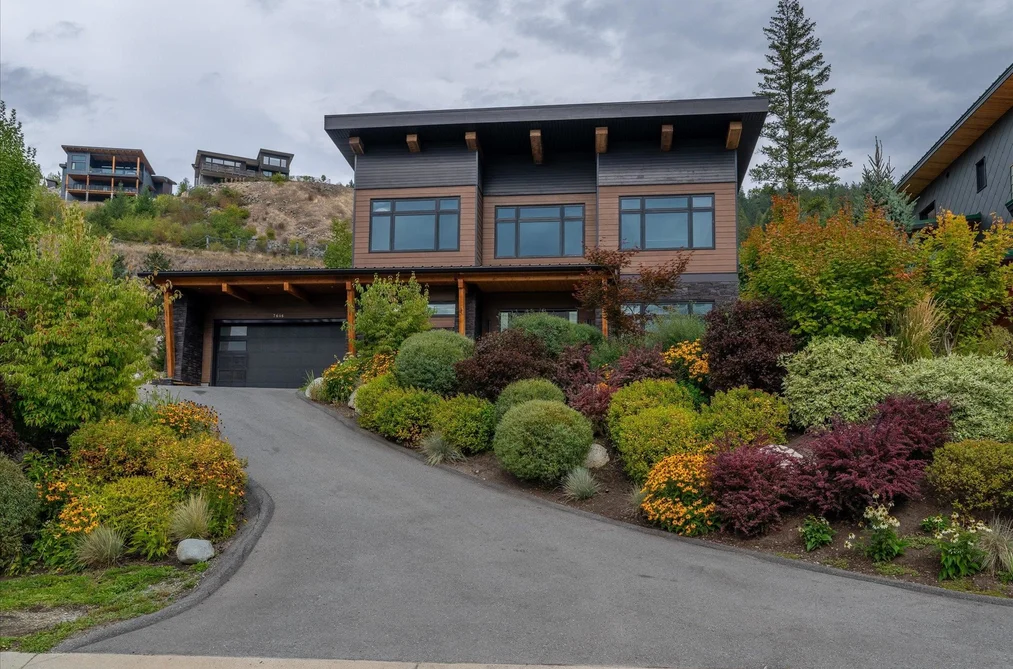 House for sale at 7646 Seven O'Clock Drive Pemberton British Columbia - MLS: R3167508