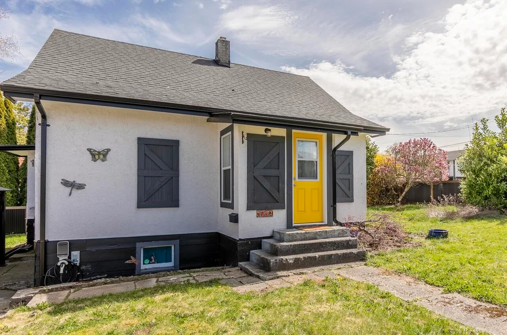 7650 TAULBUT STREET, Mission BC V2V 3W6, Mission BC — Residential for Sale - Photo 2