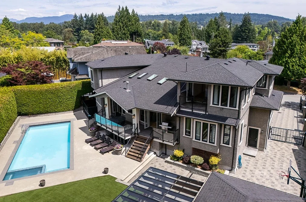 7652 KERRYWOOD CRESCENT, Burnaby, BC — Residential for Sale — Photo 2 of 40