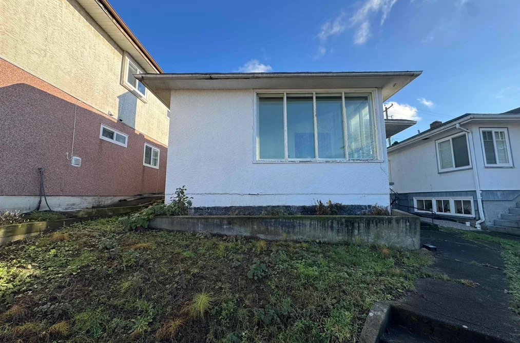 House for sale at 7654 Fraser Street Vancouver British Columbia - MLS: R3116040