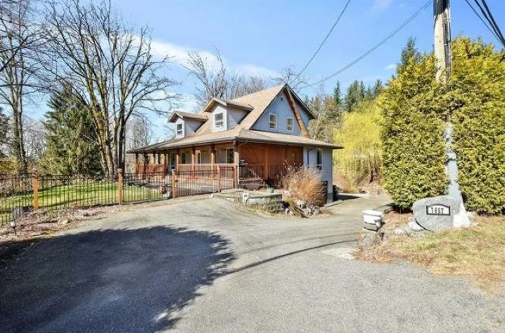 House for sale at 7657 Horne Street Mission British Columbia - MLS: R3115395