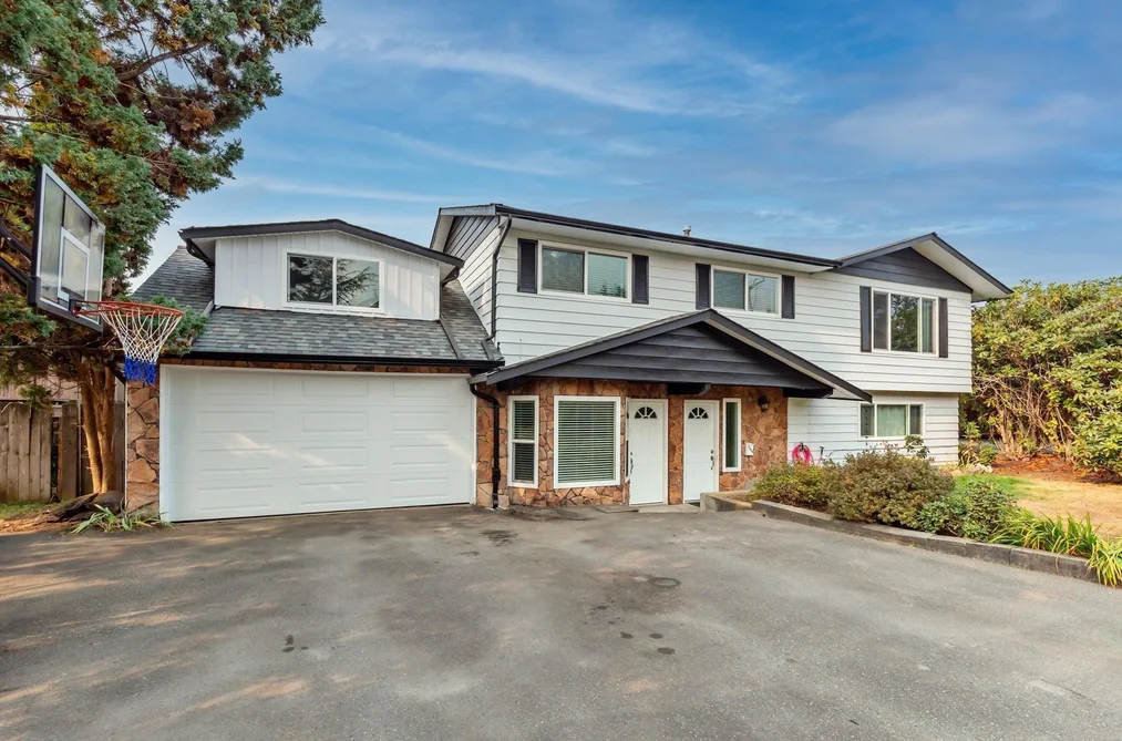 7659 WREN STREET, Mission BC V2V 3C2, Mission BC — Residential for Sale - Photo 2