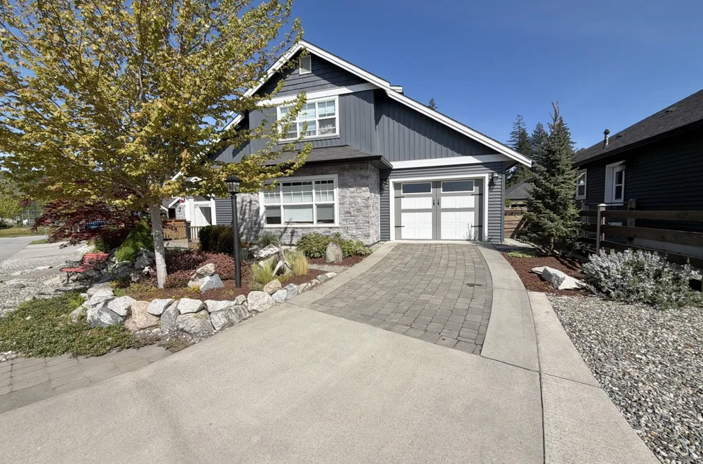 House for sale at 766 Cooper Lane Gibsons British Columbia - MLS: R3121641