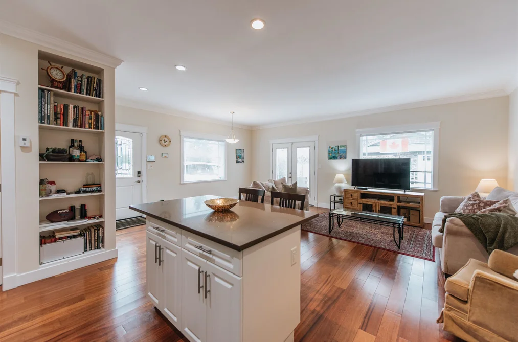 House for sale at 766 Gerussi Lane Gibsons British Columbia - MLS: R3093644