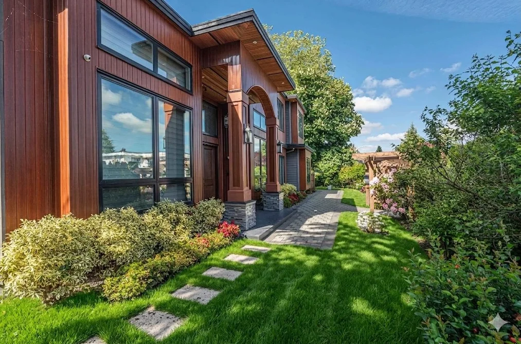 7660 MALAHAT AVENUE, Richmond BC V7A 4H2, Richmond BC — Residential for Sale - Photo 2