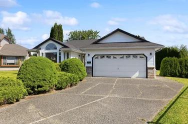 7660 Sapphire Dr, Chilliwack, BC - MLS: R3126013