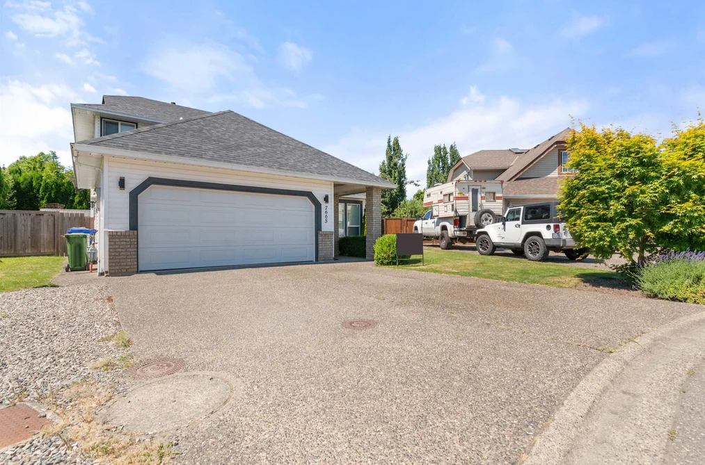7665 SAPPHIRE DRIVE, Chilliwack BC V2R 3A7, Chilliwack BC — Residential for Sale - Photo 2
