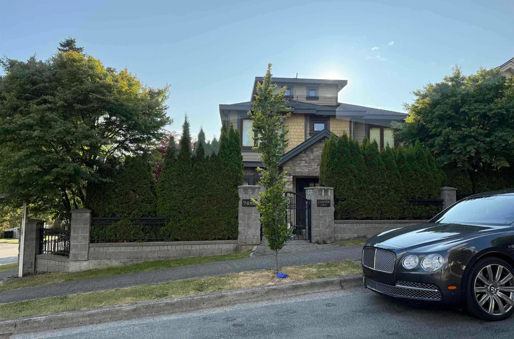 7689 JASPER CRESCENT, Vancouver BC V5P 3S7, Vancouver BC — Residential for Sale — Photo 2 of 38