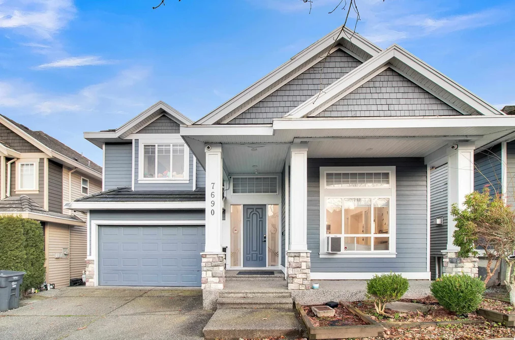 House for sale at 7690 146a Street Surrey British Columbia - MLS: R3088765