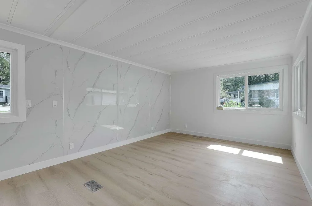 77 8220 KING GEORGE BOULEVARD, Surrey BC V3W 6E1, Surrey BC — Residential for Sale - Photo 2