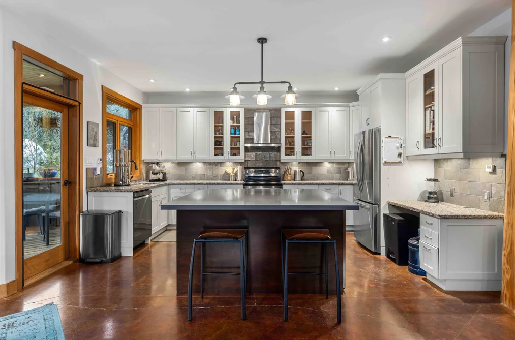 7703 PEMBERTON PORTAGE ROAD, Pemberton BC V0N 2L0, Pemberton BC — Residential for Sale - Photo 7