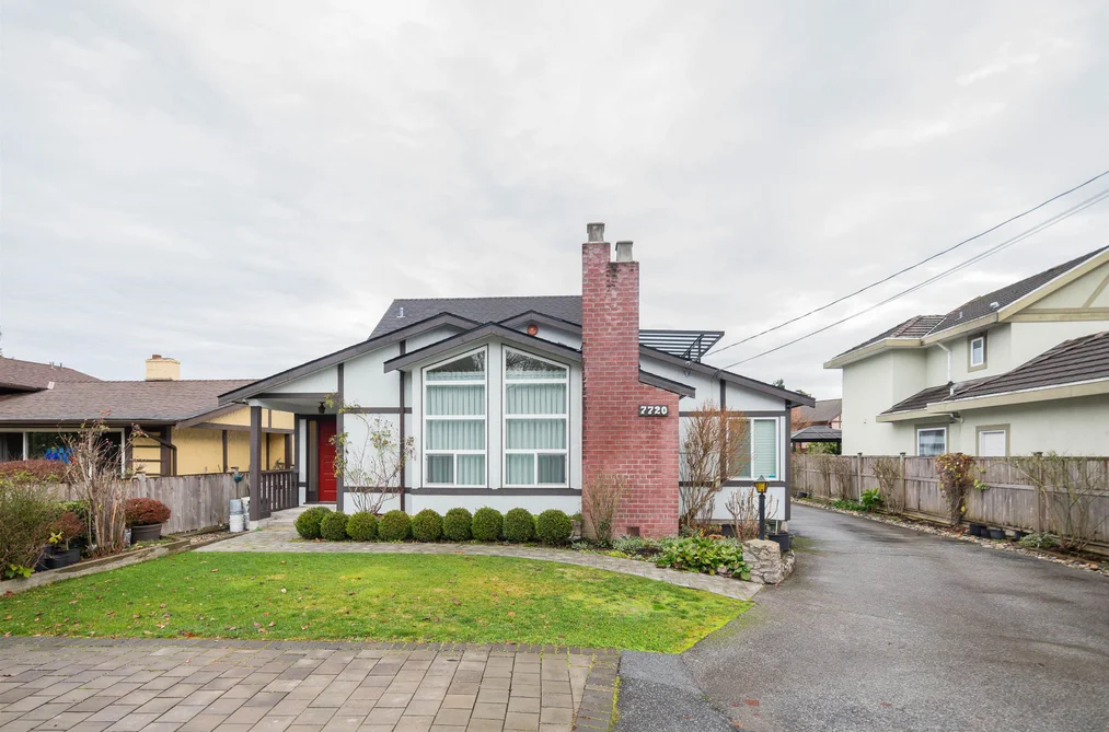 House for sale at 7720 No.1 Road Richmond British Columbia - MLS: R3105352