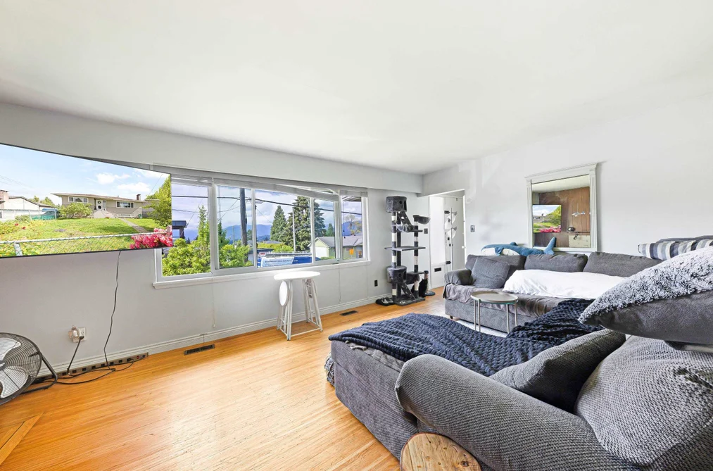 7724 GOODLAD STREET, Burnaby BC V5E 2H6, Burnaby BC — Residential for Sale - Photo 2