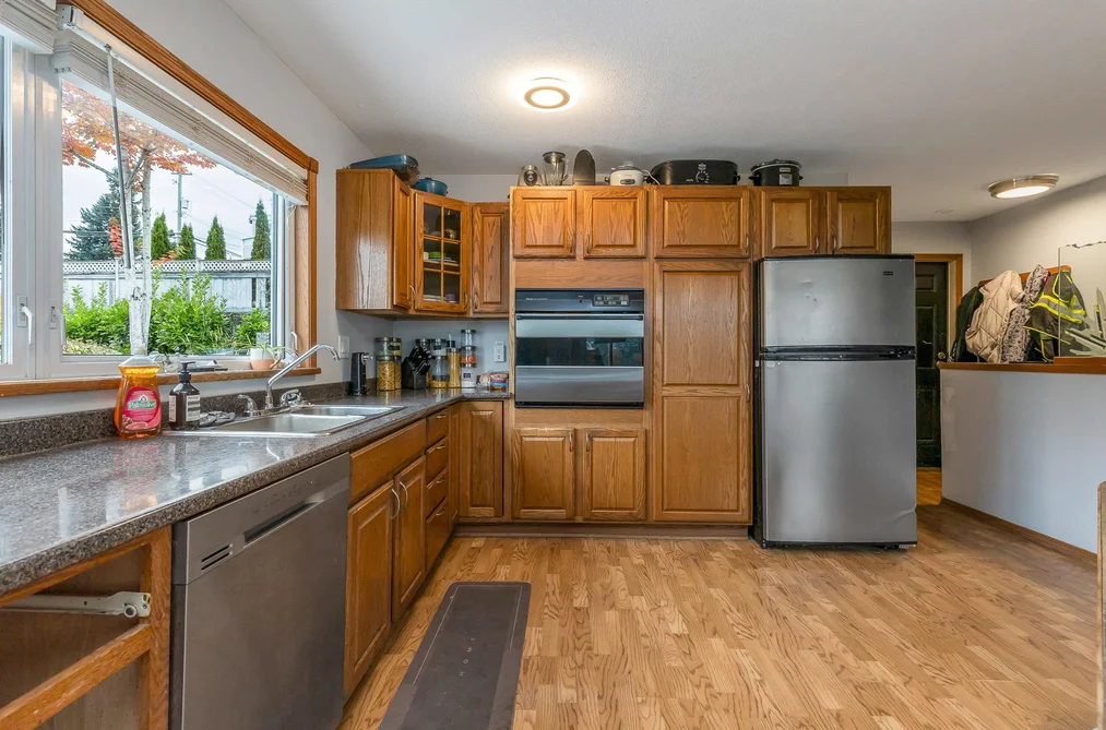 7730 Horne Street, Mission, BC - House for Sale - Photo 6 of 40 7730 Horne Street, Mission, BC - House for Sale - Photo 6 of 40
