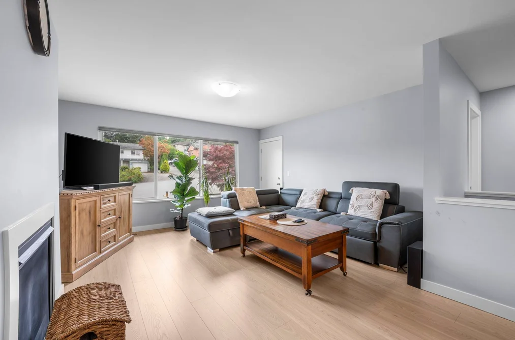 7737 ALLMAN STREET, Burnaby, BC — Residential for Sale — Photo 3 of 39
