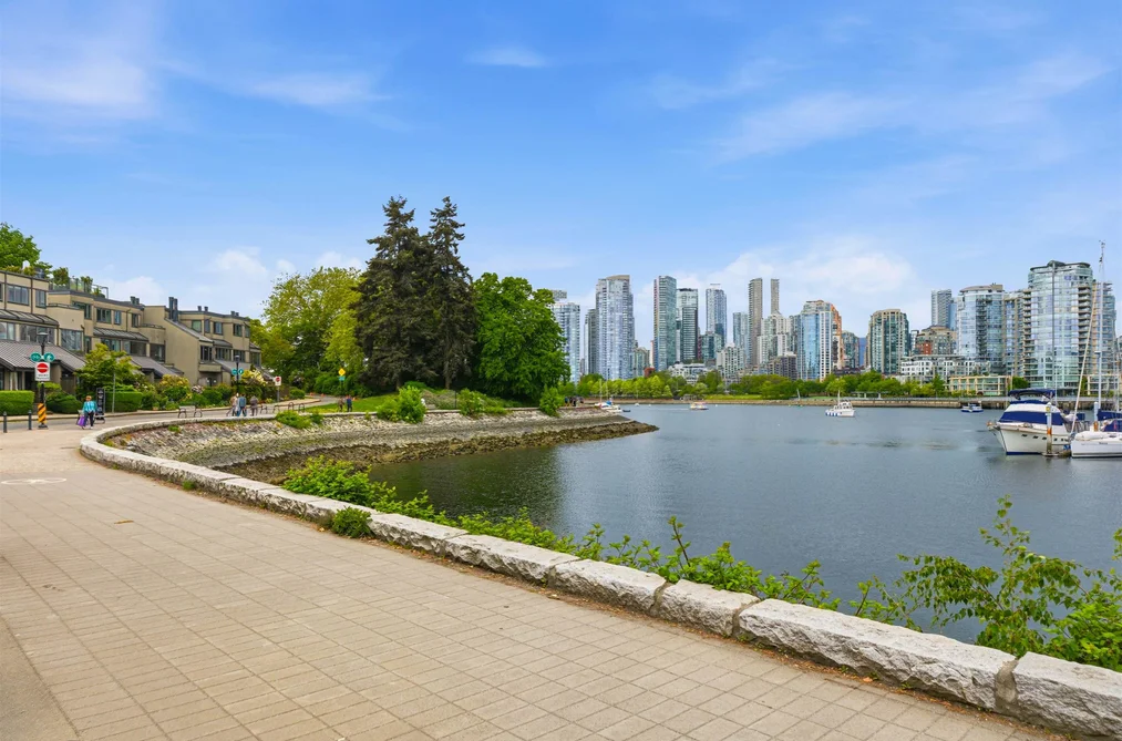 774 MILLBANK, Vancouver BC V5Z 3Z3, Vancouver BC — Residential for Sale - Photo 2