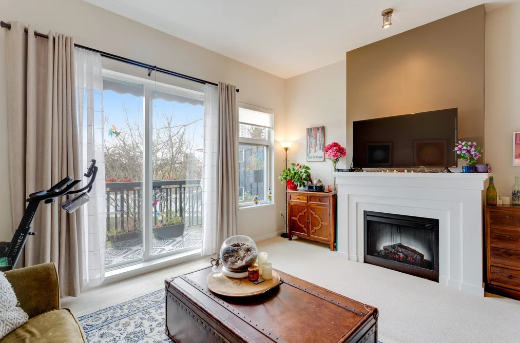 774 ORWELL STREET, North Vancouver BC V7J 0A5, North Vancouver BC — Residential for Sale - Photo 2