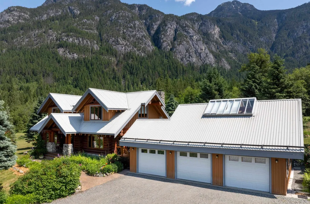 7744 OWL RIDGE ROAD, Mount Currie BC V0N 2K0, Mount Currie BC — Residential for Sale - Photo 2