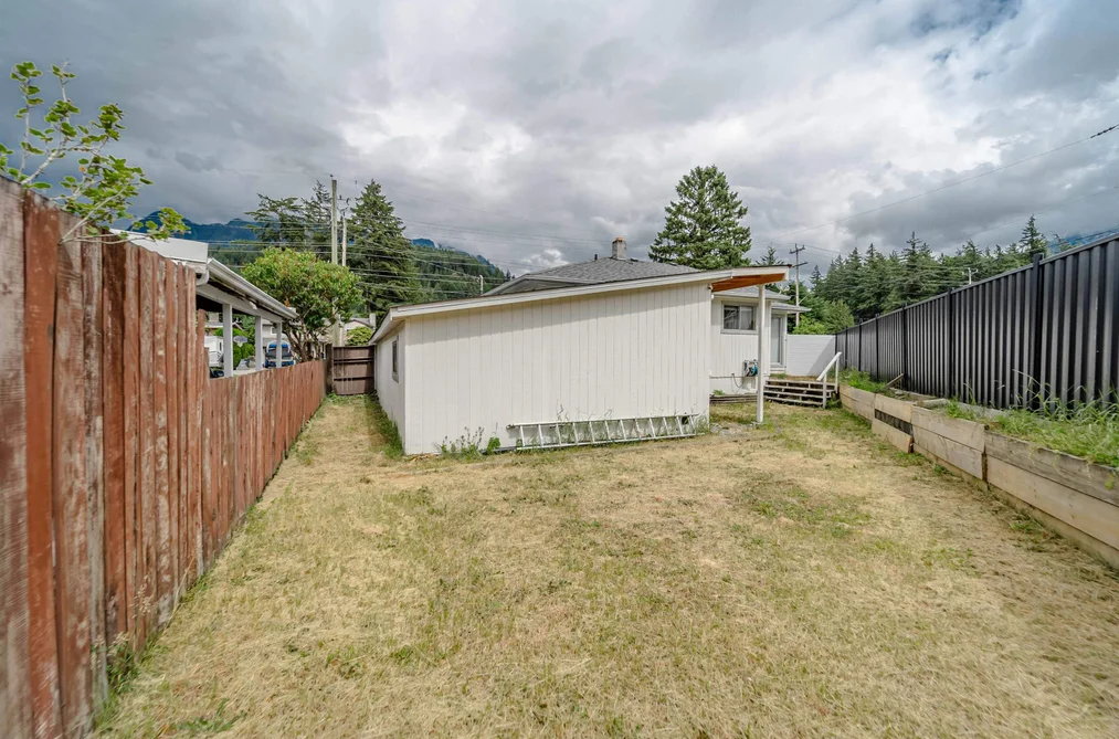 776 7TH AVENUE, Hope BC V0X 1L4, Hope BC — Residential for Sale — Photo 36 of 40