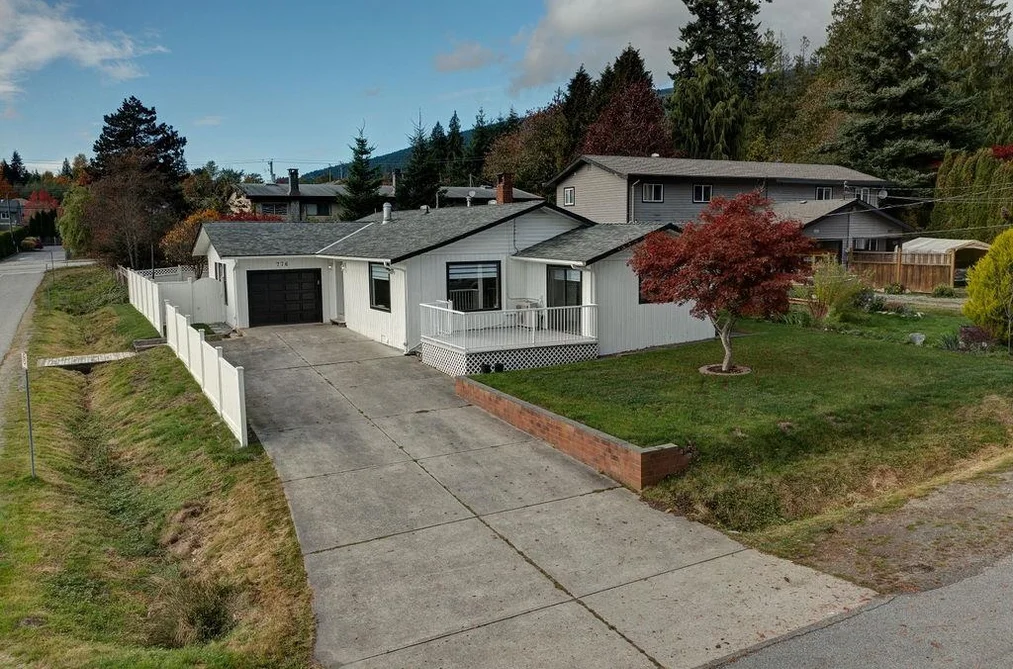 776 Seacot Way, Gibsons, BC - MLS: R3176574