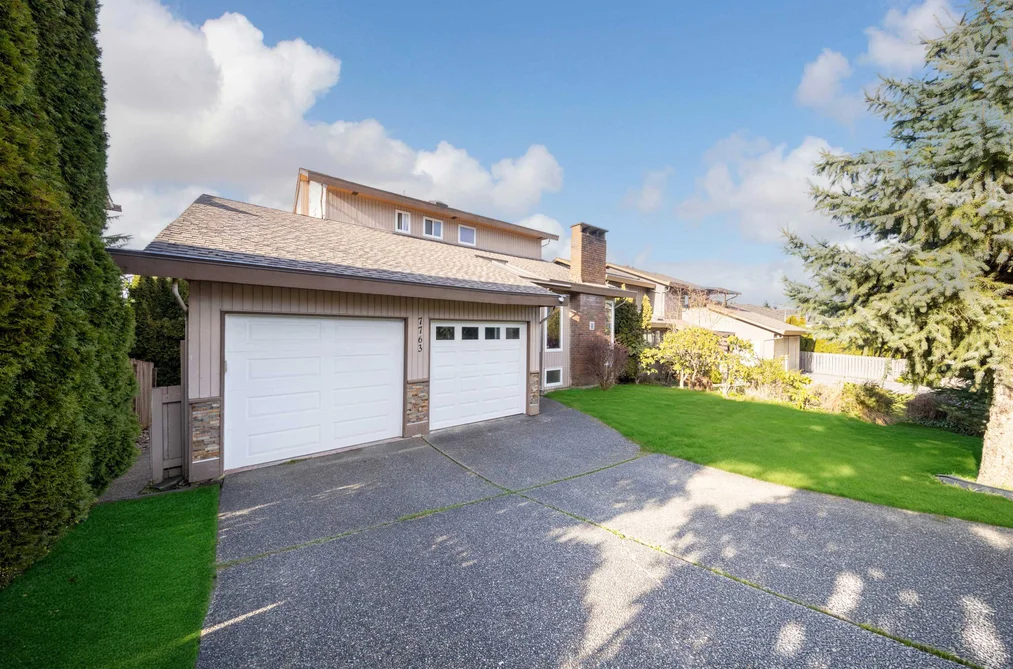 House for sale at 7763 Hazelmere Street Burnaby British Columbia - MLS: R3119792