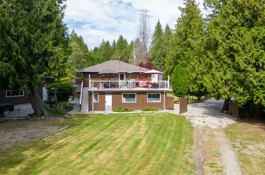7781 HART ROAD, Halfmoon Bay BC V7Z 1A2, Halfmoon Bay BC — Residential for Sale - Photo 3