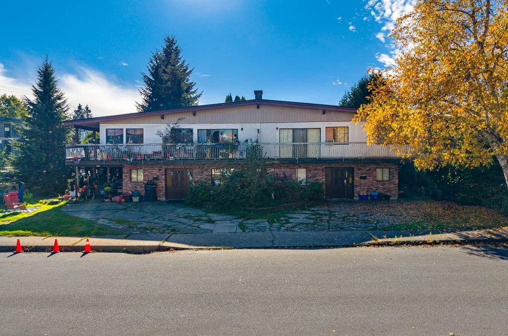 780-782 CATHERINE AVENUE, Coquitlam BC V3J 7H5, Coquitlam BC — Residential Income for Sale - Photo 2