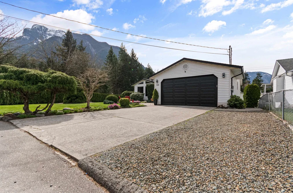 780 OLSON AVENUE, Hope BC V0X 1L0, Hope BC — Residential for Sale - Photo 6