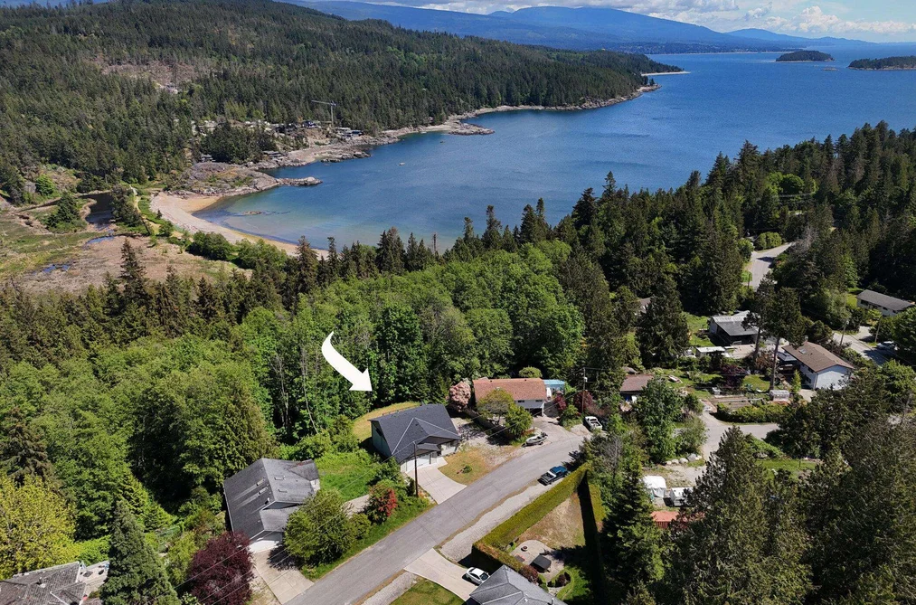 7808 EAGLE DRIVE, Halfmoon Bay BC V7Z 1A3, Halfmoon Bay BC — Residential for Sale - Photo 4