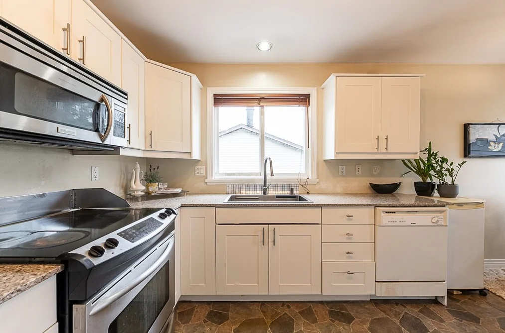 781 CHILKO DRIVE, Coquitlam BC V3C 4X2, Coquitlam BC — Residential for Sale - Photo 7