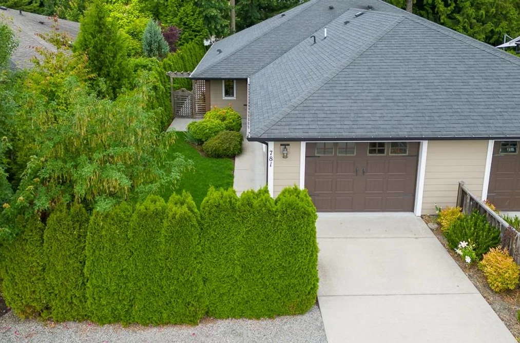 Half Duplex for sale at 781 Gerussi Lane Gibsons British Columbia - MLS: R3142050