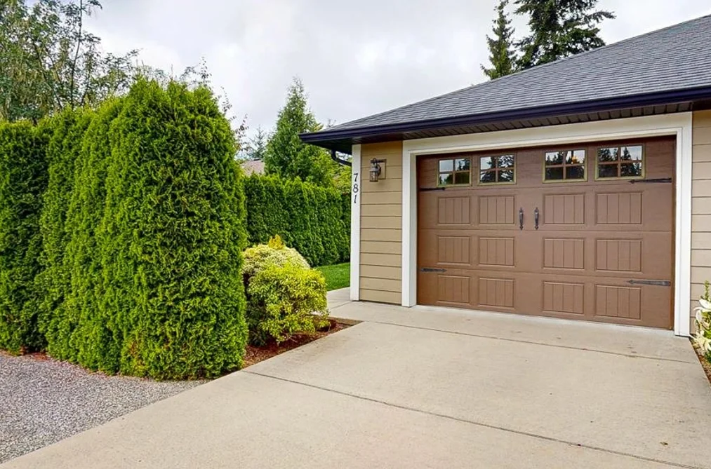 781 GERUSSI LANE, Gibsons BC V0N 1V7, Gibsons BC — Residential for Sale — Photo 2 of 34
