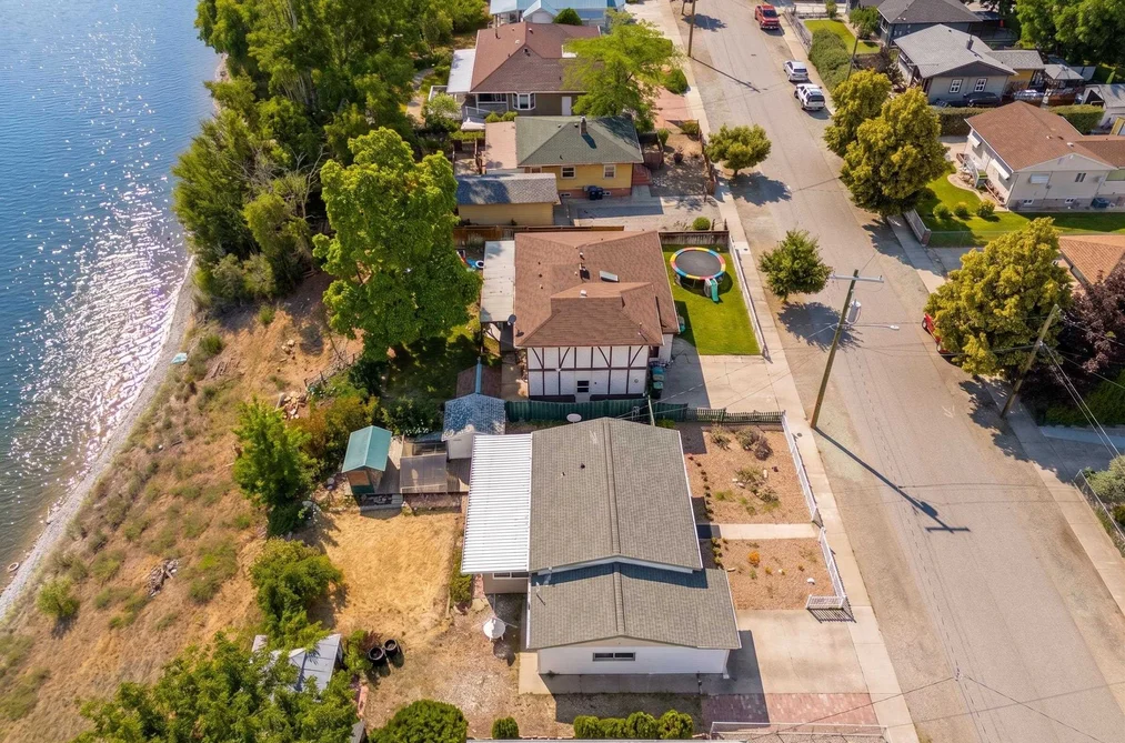 7816 89 STREET, No City Value BC V0H 1V0, No City Value BC — Residential for Sale — Photo 4 of 40