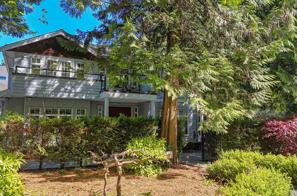 House for sale at 786 W 17th Street North Vancouver British Columbia - MLS: R3116194