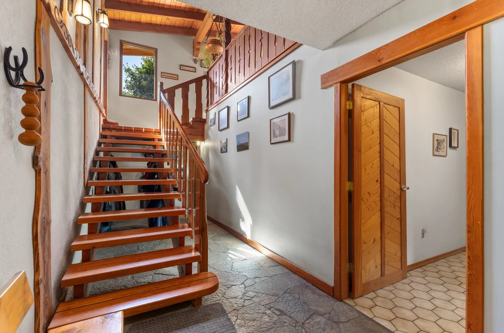 7869 Pemberton Meadows Road, Pemberton, BC - MLS: R3164694 - Photo 2