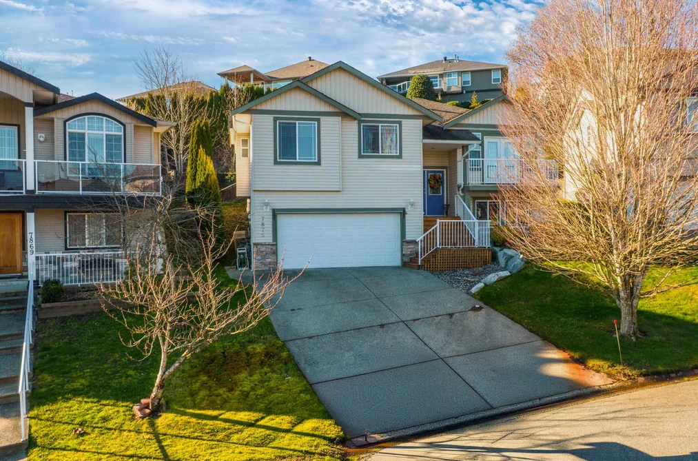 House for sale at 7875 Peytavin Place Mission British Columbia - MLS: R3095944