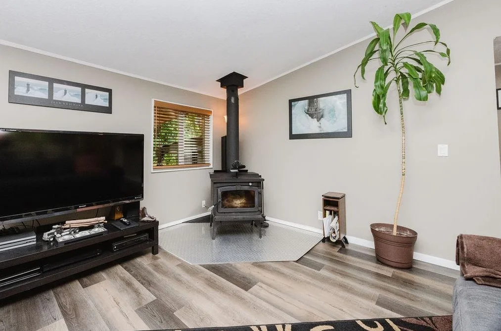 788 MOUNTAINVIEW DRIVE, Gibsons BC V0N 1V9, Gibsons BC — Residential for Sale — Photo 16 of 34