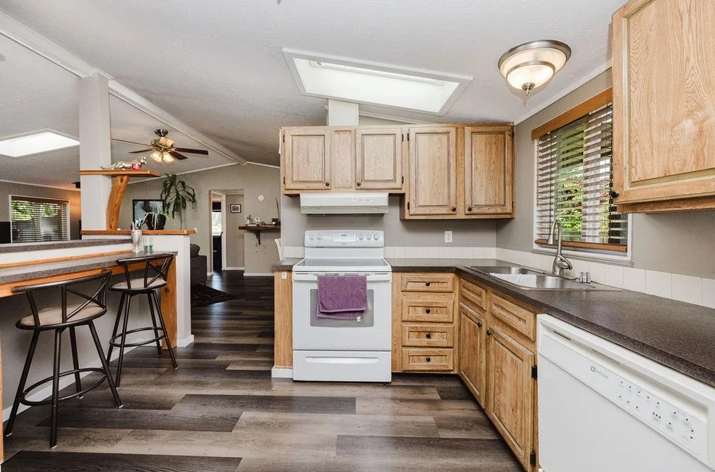 788 MOUNTAINVIEW DRIVE, Gibsons BC V0N 1V9, Gibsons BC — Residential for Sale — Photo 19 of 34