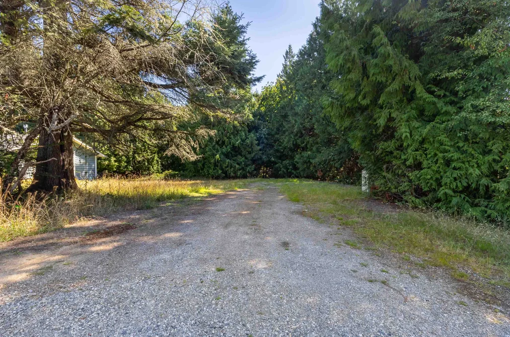 Property for sale at 7886 Fawn Road Halfmoon Bay British Columbia - MLS: R3151682