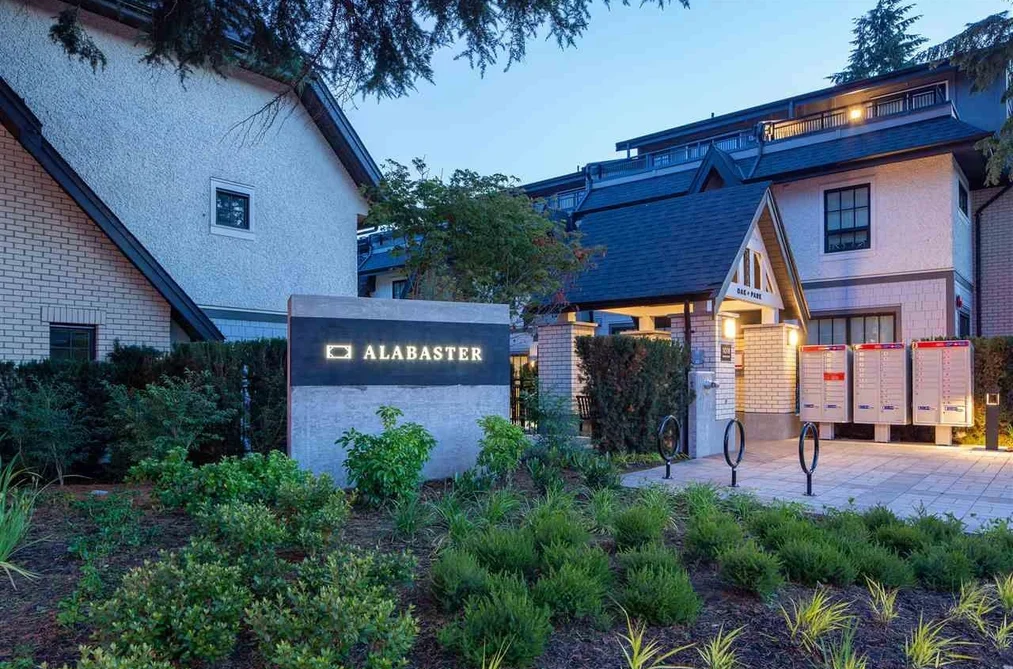 Townhouse for sale at 7893 Oak Street Vancouver British Columbia - MLS: R3113713